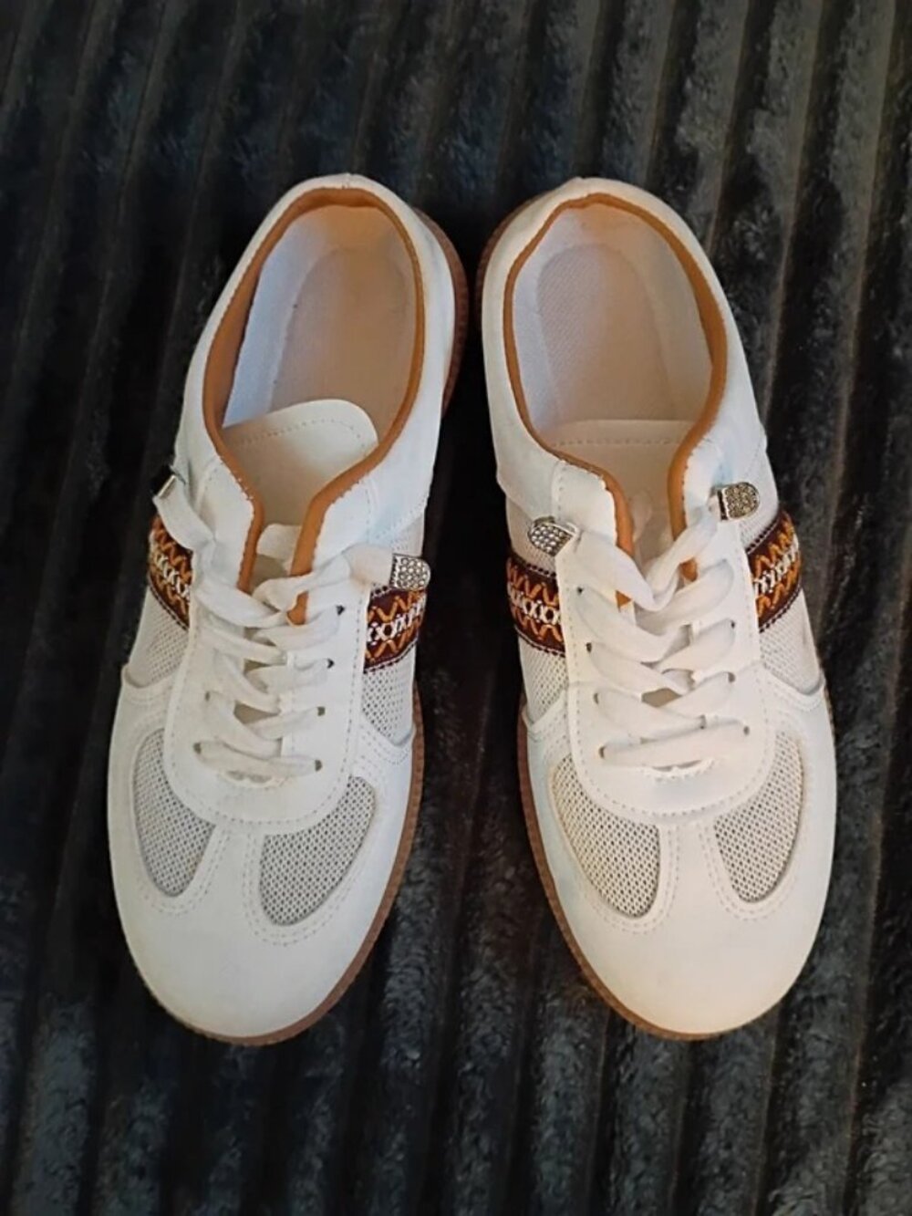 Women's white slip-on sneakers